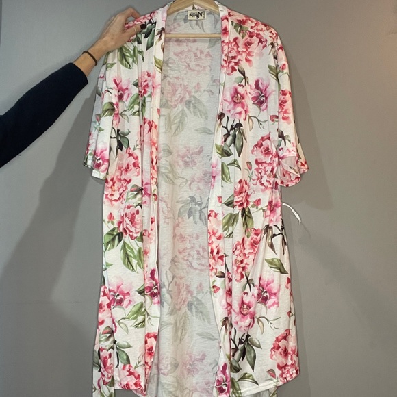 Show Me Your Mumu Robe/Coverup - Picture 2 of 6